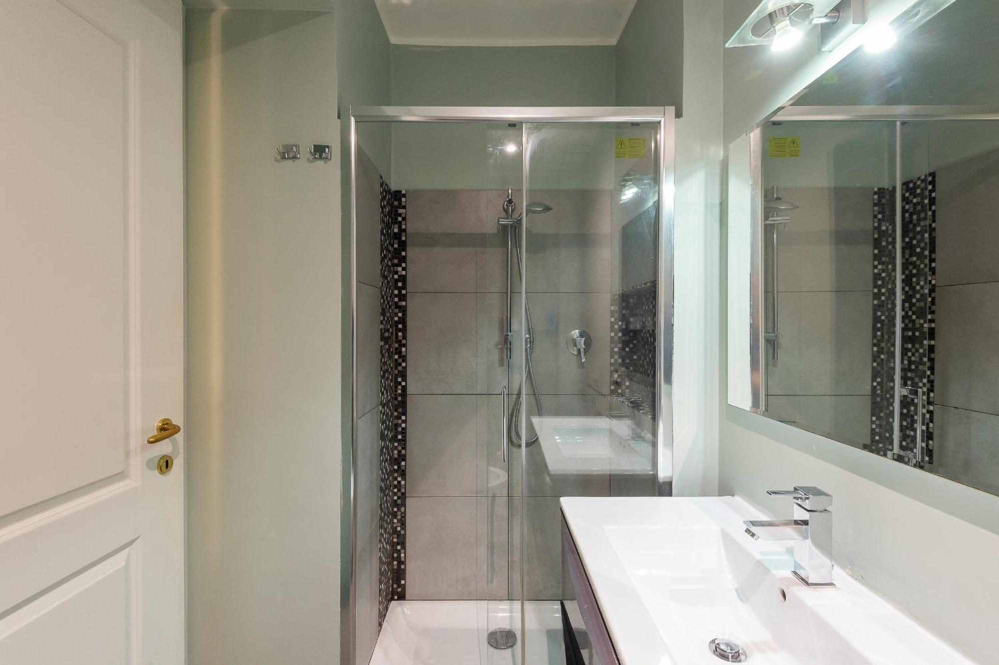Appartamento Luxury Three Bedrooms Flat In Center